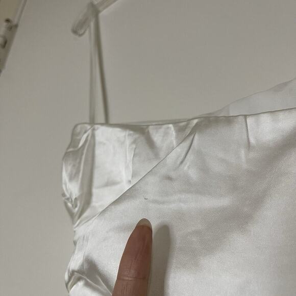 NEW! Selfie Leslie Taking Bets One Shoulder Satin Midi cutout Dress White Medium - Picture 11 of 14